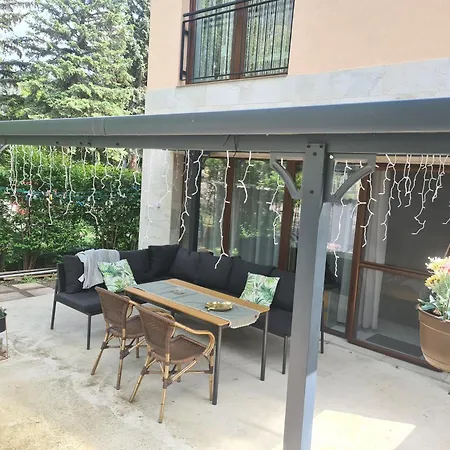 Villa Tom Apartmans 1 Siofok