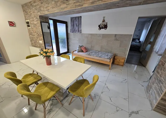 Villa Tom Apartmans 1 Siófok